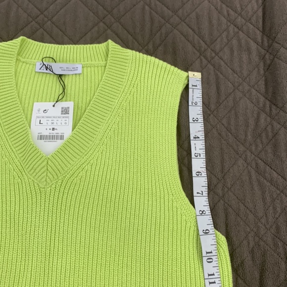 Zara NWT Ribbed Knit Sweater Vest size L - Picture 11 of 13